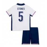 Camisa de Futebol Inglaterra John Stones #5 Equipamento Principal Infantil Europeu 2024 Manga Curta (+ Calças curtas)